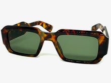 Classic Vintage Retro Style SUNGLASSES Thick Square Tortoise Frame - Green Lens 74002
