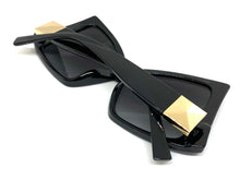 Oversized Vintage Retro Style SUNGLASSES Large Black Frame 2119