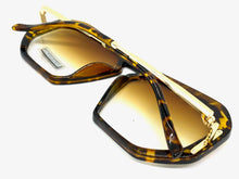 Classic Vintage Retro Luxury Style SUNGLASSES Large Tortoise & Gold Frame 6950