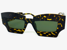 Classic Modern Retro Raver Party SUNGLASSES Funky Tortoise Frame L043