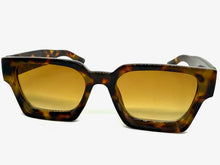 Classic Vintage Retro Style SUNGLASSES Thick Tortoise Frame - Honey Lens 1402