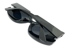 Oversized Exaggerated Retro Style SUNGLASSES Large Black Frame 80520