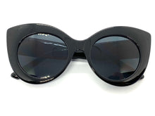 Oversized Exaggerated Retro Cat Eye Style SUNGLASSES Large Black Frame 1062