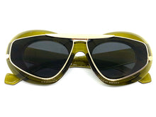 Exaggerated Classic Vintage Retro Style SUNGLASSES Funky Olive Green & Gold Frame 3022