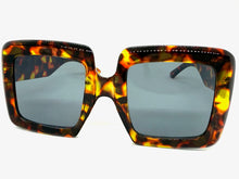 Oversized Exaggerated Vintage Retro Style SUNGLASSES Large Thick Tortoise Frame E1957
