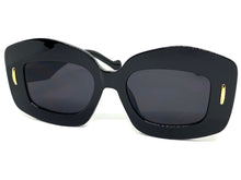 Oversized Exaggerated Vintage Retro Style SUNGLASSES Large Black Frame 2130