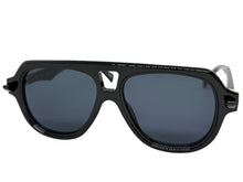 Classic Vintage Retro Style SUNGLASSES Large Black Frame - Dark Lens 80595