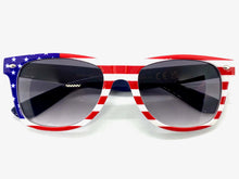 Classic Vintage Retro Style SUNGLASSES Patriotic USA Flag Frame W433