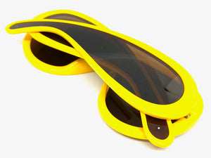 Oversized Modern Retro Shield Style SUNGLASSES Large Green Frame 3020