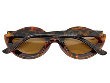 Oversized Exaggerated Classic Retro Cat Eye Style SUNGLASSES Bling Leopard Frame - Beige Lens 8120 (Copy)