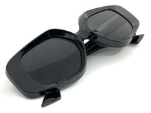 Exaggerated Vintage Retro Style SUNGLASSES Large Black Frame 1220