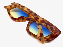 Exaggerated Vintage Retro Style SUNGLASSES Large Tortoise Frame 1220