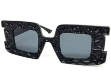 Oversized Exaggerated Vintage Retro Style SUNGLASSES Large Square Black Frame 1318