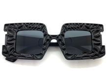 Oversized Exaggerated Vintage Retro Style SUNGLASSES Large Square Black Frame 1318