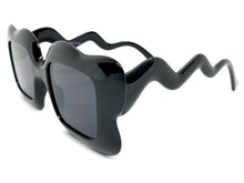 Oversized Exaggerated Vintage Retro Style SUNGLASSES Funky Black Frame 80559