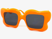 Oversized Exaggerated Vintage Retro Style SUNGLASSES Funky Orange Frame 80559