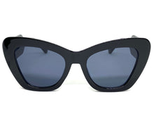 Classic Vintage Retro Cat Eye Style SUNGLASSES Large Black Frame 3628