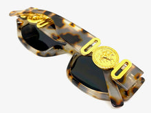 Classic Luxury Designer Hip Hop Style SUNGLASSES Black Frame with Gold Medallion 80509