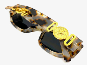 Classic Luxury Designer Hip Hop Style SUNGLASSES Black Frame with Gold Medallion 80509