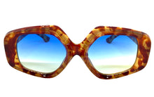 Exaggerated Vintage Retro Style SUNGLASSES Large Tortoise Frame 1220