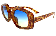 Exaggerated Vintage Retro Style SUNGLASSES Large Tortoise Frame 1220