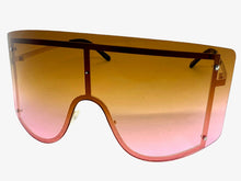 Oversized Exaggerated Vintage Retro Shield Style SUNGLASSES X-Large Gold Frame - Ombre Lens 96313