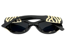 Exaggerated Classic Vintage Retro Cat Eye Style SUNGLASSES Thick Black Frame - Dark Lens 9717