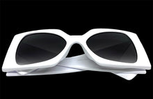 Oversized Exaggerated Vintage Retro Style SUNGLASSES Huge Super Thick White Frame 9053