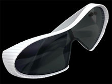 Oversized Exaggerated Modern Retro Futuristic Style SUNGLASSES Large White Frame 1308