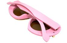 Exaggerated Classic Vintage Retro Style SUNGLASSES Funky Pink & Gold Frame 3022