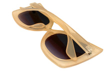 Oversized Exaggerated Vintage Retro Cat Eye Style SUNGLASSES Huge Cream Frame 89142