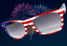 Classic Vintage Retro Style SUNGLASSES Patriotic USA Flag Frame W433