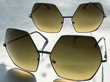Oversized Exaggerated Vintage Retro Style SUNGLASSES Large Black Frame 4047