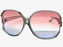Oversized Exaggerated Vintage Retro Style SUNGLASSES Huge Gray Frame 80007