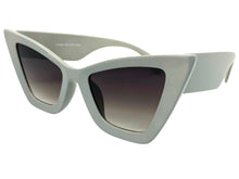 Oversized Vintage Retro Cat Eye Style SUNGLASSES Large Thick Pointy Gray Frame 80696