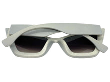 Oversized Vintage Retro Cat Eye Style SUNGLASSES Large Thick Pointy Gray Frame 80696