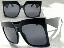 Oversized Classic Vintage Retro Style SUNGLASSES Large Square Black Frame 80914