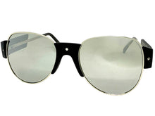 Exaggerated Classic Vintage Retro Style SUNGLASSES Large Black Frame 4563