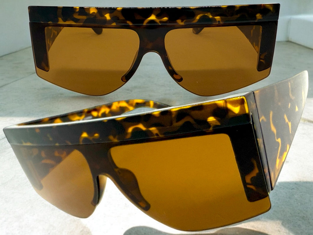 Oversized Classic Modern Retro Shield Style SUNGLASSES Large Thick Tortoise Frame 9099