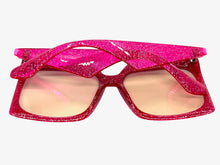 Oversized Vintage Retro Style Light Tint SUNGLASSES Large Square Pink & Fuchsia Frame 4464