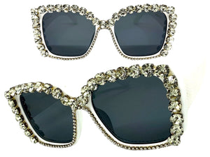Oversized Exaggerated Retro Style Bling Sunglasses Large White Frame with Sparkling Rhinestones 3250