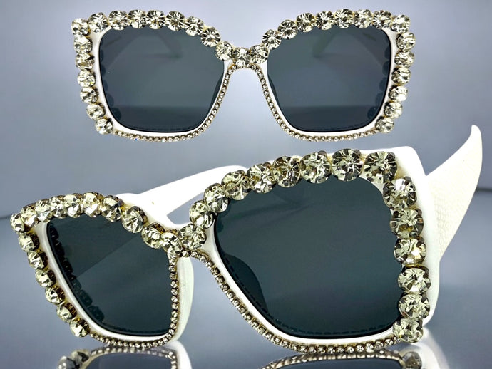 Oversized Exaggerated Retro Style Bling Sunglasses Large White Frame with Sparkling Rhinestones 3250