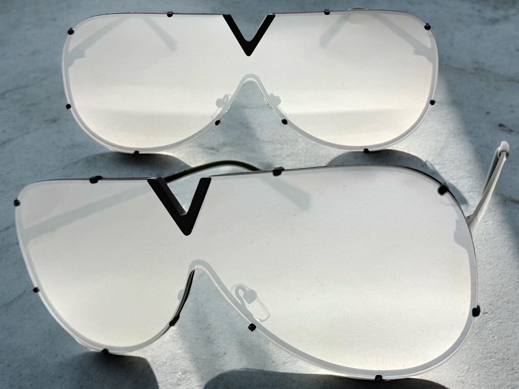 Oversized Sleek Modern Retro Shield Style SUNGLASSES Large Black Frame 4624