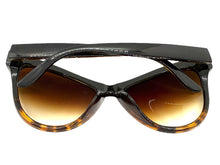 Oversized Exaggerated Classic Vintage Retro Cat Eye Style SUNGLASSES Large Black Frame 1825