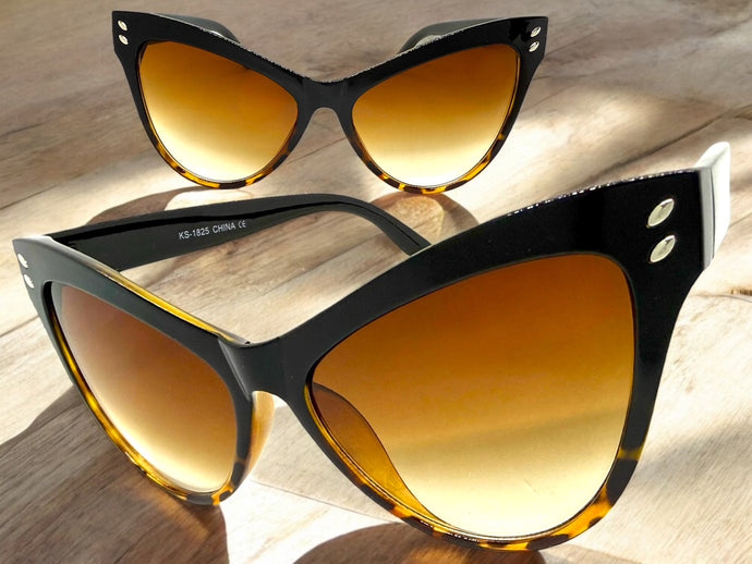 Oversized Exaggerated Classic Vintage Retro Cat Eye Style SUNGLASSES Large Black Frame 1825