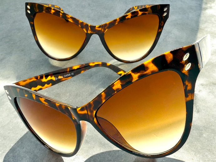 Oversized Exaggerated Classic Vintage Retro Cat Eye Style SUNGLASSES Large Tortoise Frame 1825