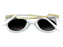 Classic Vintage Retro Cat Eye Style SUNGLASSES Funky White & Black Frame 1737