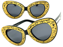 Exaggerated Classic Vintage Retro Cat Eye Style SUNGLASSES Funky Black & Gold Frame 1650