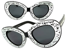 Exaggerated Classic Vintage Retro Cat Eye Style SUNGLASSES Funky Black & Silver Frame 1650