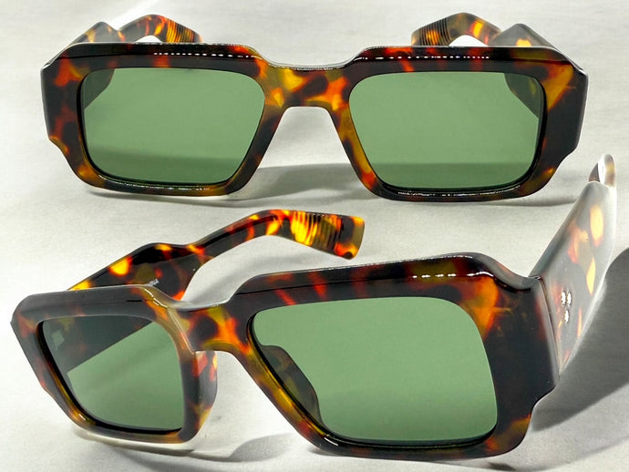 Classic Vintage Retro Style SUNGLASSES Thick Square Tortoise Frame - Green Lens 74002